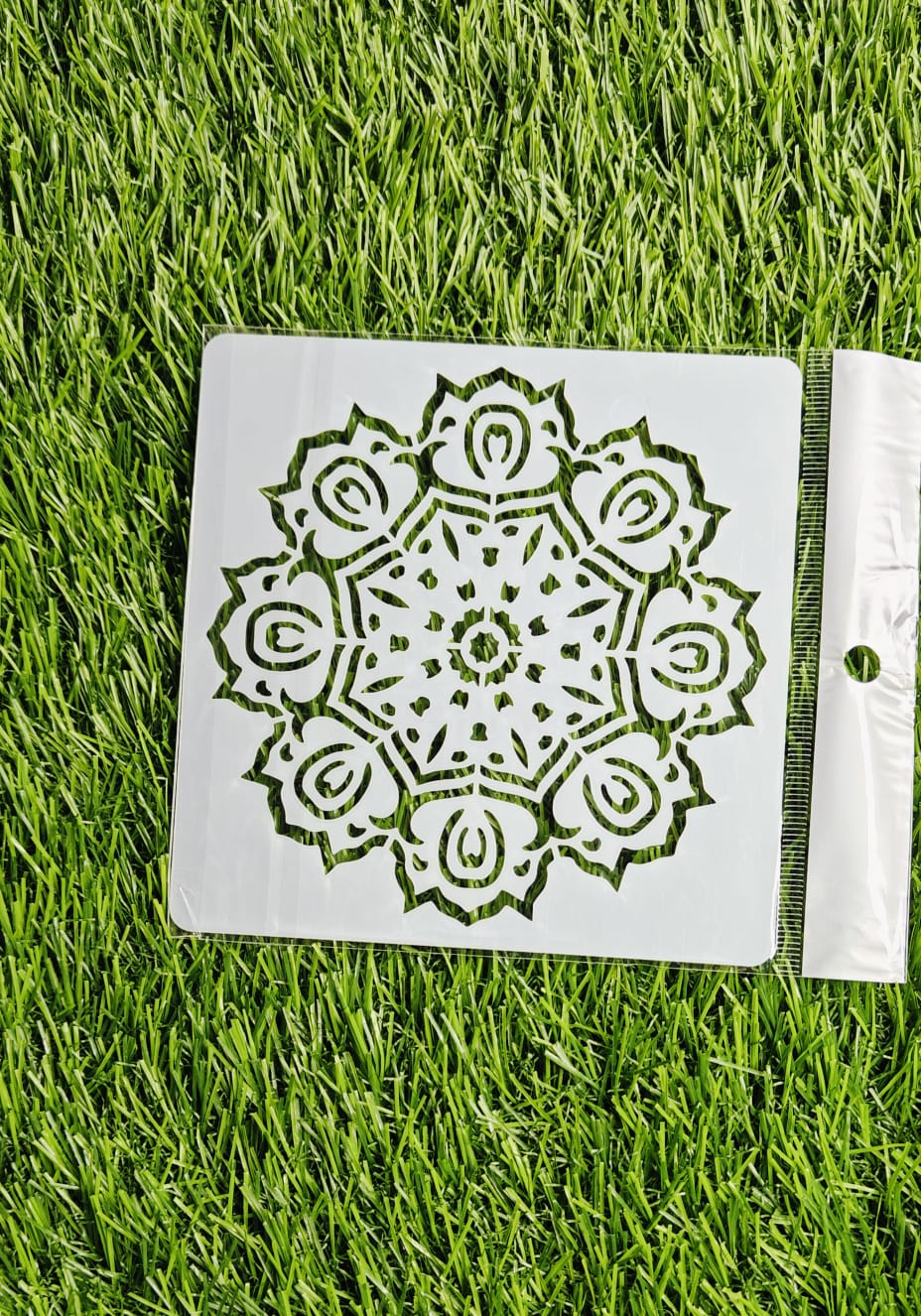 Mandala 1 stencil - 6*6 inch
