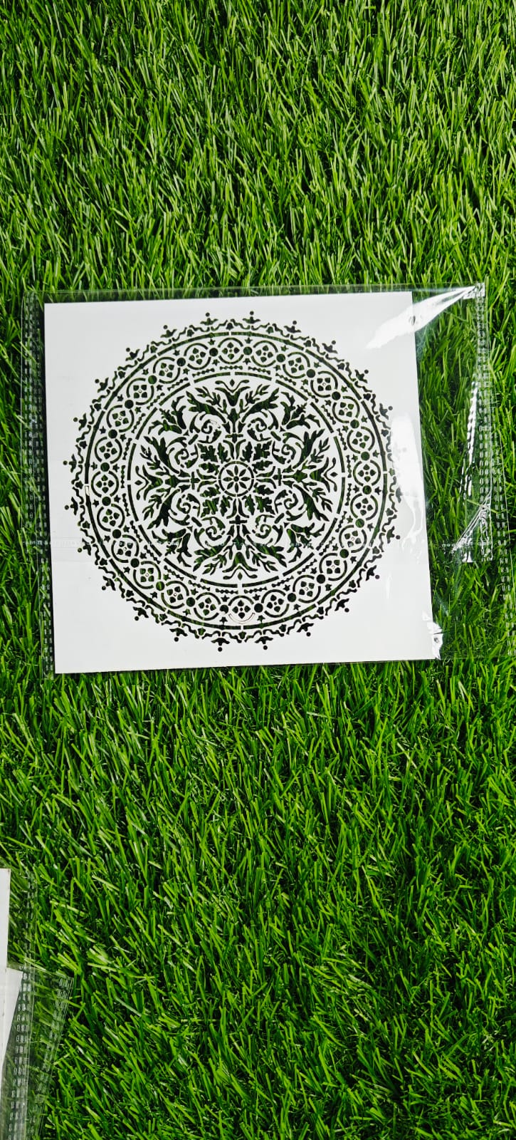 Mandala 2 stencil - 6*6 inch