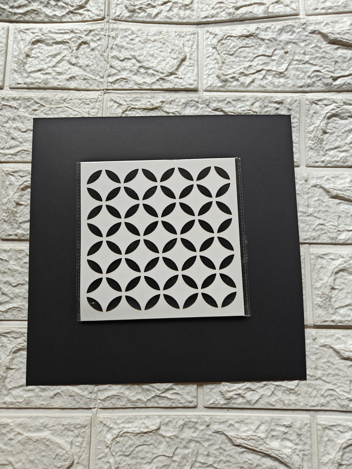 Eye rombus pattern stencil 15cm*15cm