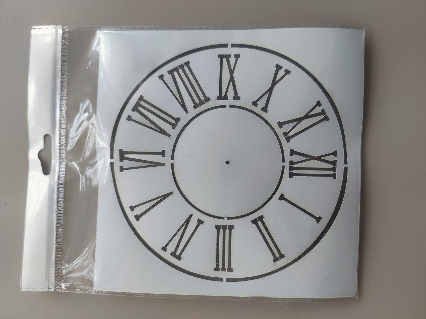 Clock stencil 6*6 inch- d1