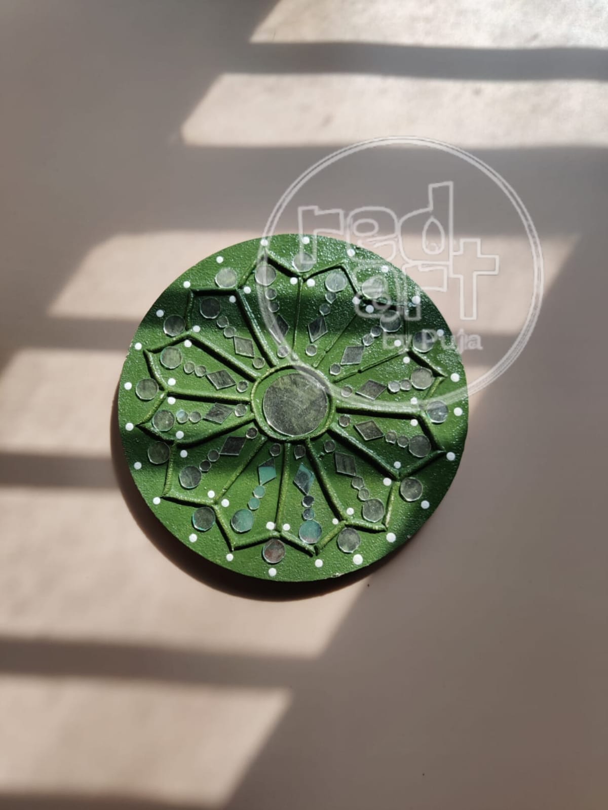 Lippan Wall Plate - green