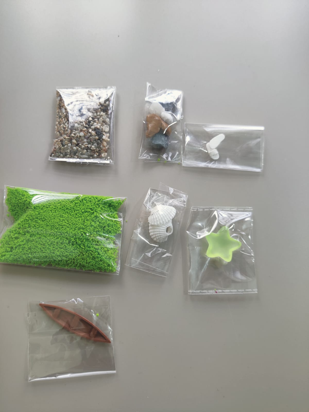 Beach Miniatures ( Free shipping)